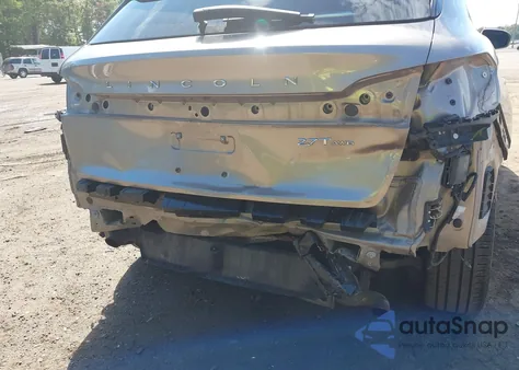 2019 Lincoln Nautilus Reserve from USA, damaged, VIN 2LMPJ8LP3KBL27996